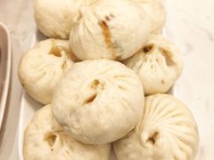 李与白酱肉包-李与白包子铺(桐梓林店)