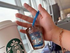 -星巴克(香港国际机场44号闸店)