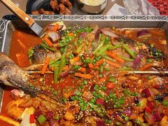 -鸣记脆皮烤鱼·海鲜烤鱼(马栏店)