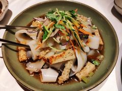 羊毛工镇凉皮-丝路金桃·新疆菜(徐汇店)