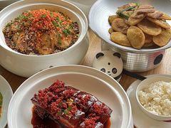 -嫩芽 ·地道重庆菜(十八梯露台夜景店)