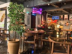 -JINNS锦时 steak&pizza(浸信会礼拜堂旧址店)