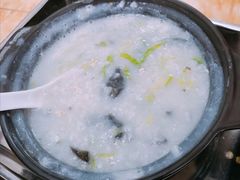 皮蛋瘦肉粥-新园饮食店(香洲总店)