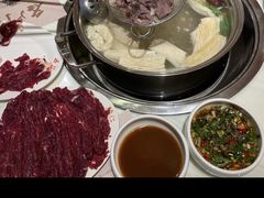 -名门潮牛·鲜牛肉海鲜火锅.烧烤自助餐厅(诚丰广场店)