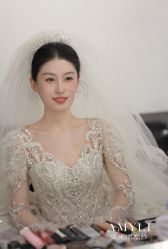 -艾米丽婚纱礼服