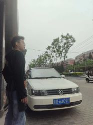 点击看大图 -LJOY丽锦造型·烫发染发