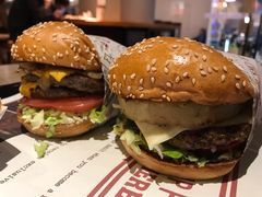 -The Habit Burger Grill 哈比特汉堡(复兴soho店)
