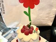-花花卷卷·鲜食蛋糕(静安久光百货店)