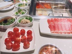-海底捞火锅鲜切牛肉主题店(长寿路店)