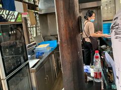 -茅老太臭豆腐