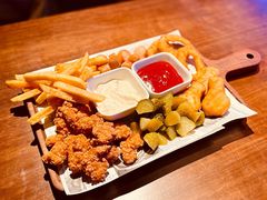 炸物拼盆-Ambra Haus琥珀屋精酿餐厅(宝山店)