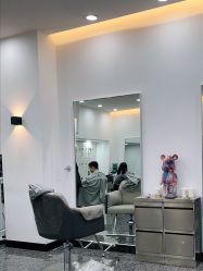 -CACA HAIR SALON