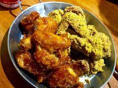 -BHC炸鸡(明洞总店)