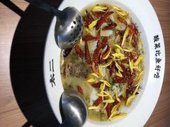 -太二酸菜鱼(天鹅湖万达店)