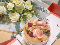 -小苍兰风铃草蛋糕甜品(沈阳店)