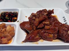 -老周家酱卤猪蹄私房菜(克拉玛依西街店)