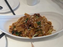 -圣河湾虾饺美食(站前店)