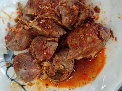 肚包肉-撒拉人家.酸菜牦牛肉火锅