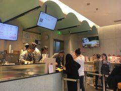 -奈雪的茶(亨特国际广场店)