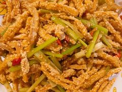干煸藕丝-董厨煨汤馆(车站路店)