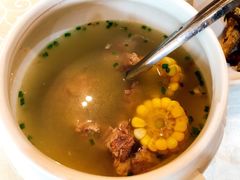 玉米龙骨汤-丹江口渔村·湘味厨房(桃园店)