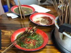 -咏勝锑锅麻辣烫(净居寺路总店)