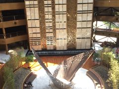 -上海滴水湖皇冠假日酒店