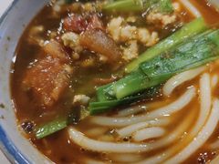 小锅米线-泓0871臻选云南菜·味庄