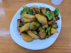 -东北四季饺子王(华山路店)