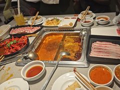 -海底捞火锅(新松江路生日主题店)