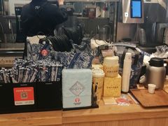 -霸王茶姬(上海静安大悦城店)