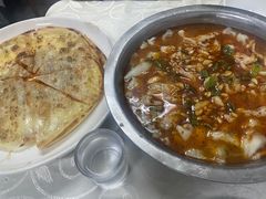 -金良酸菜鱼(宁海路总店)