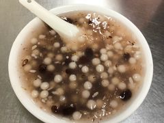 -芳婆糕团店(王府大街店)