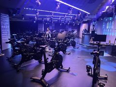 -TANGO LIVEHOUSE动感单车(巴黎春天店)