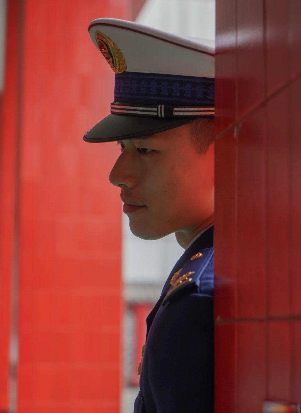 消防员军服下的帅气