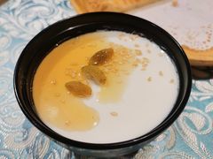 手工自制酸奶-巴扎美食·新疆菜·西域歌舞表演餐厅(新疆大厦店)