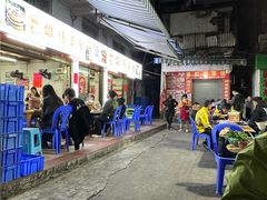 -雄伟美食(高沙中街店)