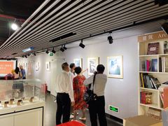 -上图书店(上海图书馆站店)
