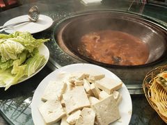 酱炖鱼头-燕北云山·农家菜·灶台鱼(密云溪翁庄店)