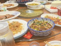 -快乐老家三鲜饺子东北菜(南六中路店)