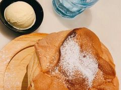 -港丽餐厅(高德置地店)