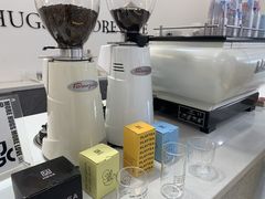 -HUGS coffee(东区店)