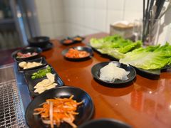 小菜-肉甲韩国木炭烤肉(新壹街1店)