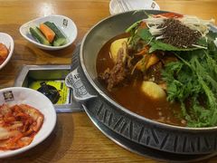 -喇喇排骨火锅·传统韩式脊骨汤(望京西园总店)