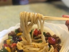 辣爆小公鸡拌面-文三里屯面馆(三里屯店)