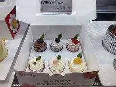 -花花卷卷·鲜食蛋糕(静安久光百货店)