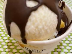 -亮马河饭店翠雅咖啡厅