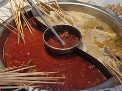 -佰人王串串香火锅(洋珠巷店)