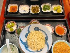 -寄畅興·百年蟹黄面·万国建筑群(外滩27号店)