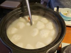 -魏铭鱼头捞饭(晋阳路店)